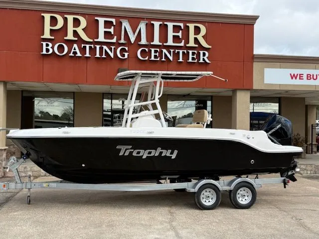 The Image of Bayliner Trophy T22CC 2026 - 1