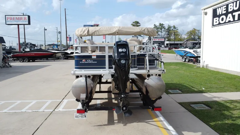 Slide: The Image of Sun Tracker 18 Bass Buggy 2024 - 5