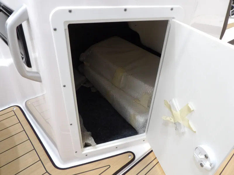 Slide: The Image of Yamaha 195S 2021 - 19