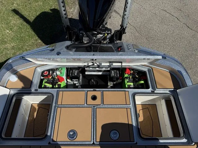 Slide: The Image of Ranger Z520R Ultra 2026 - 10