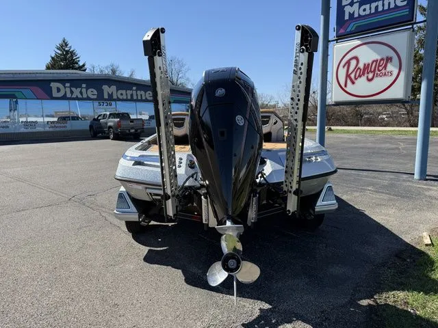 Slide: The Image of Ranger Z520R Ultra 2026 - 15