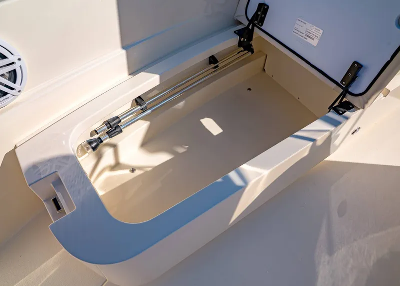 Slide: The Image of Scout 188 Sport Dorado 2026 - 21