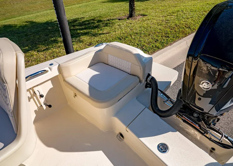 Slide: The Image of Scout 188 Sport Dorado 2026 - 6