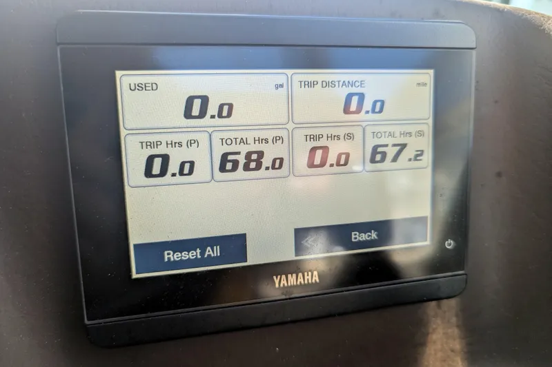 Slide: The Image of Yamaha display showing trip data for 2022 Bennington QXFBAX2 boat. - 6