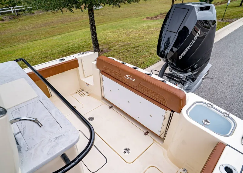 Slide: The Image of Scout 260 LXF 2026 - 6