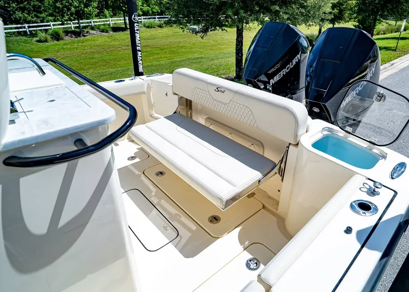 Slide: The Image of Scout 260 LXF 2026 - 10