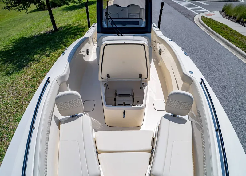 Slide: The Image of Scout 260 LXF 2026 - 28