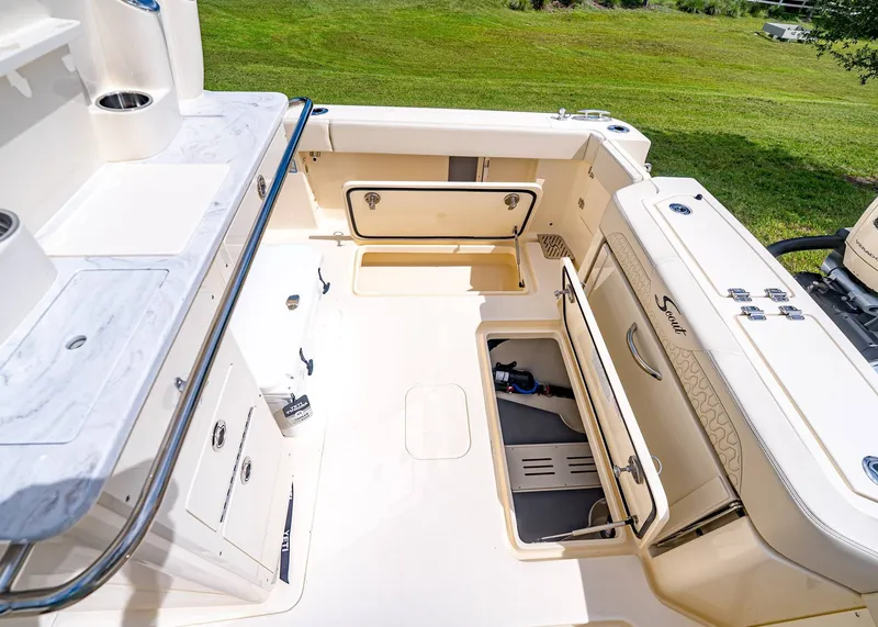 Slide: The Image of Scout 288 LXF 2026 - 12