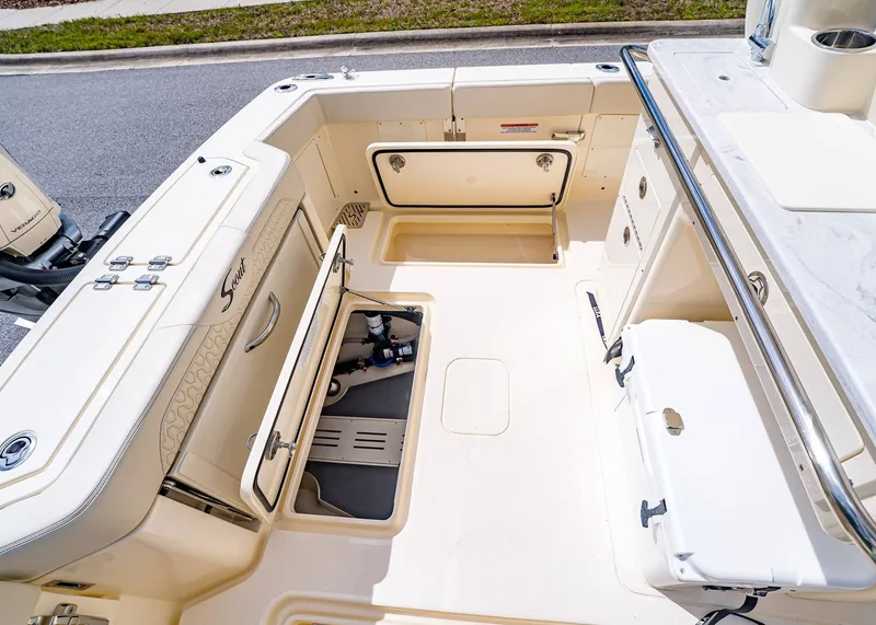 Slide: The Image of Scout 288 LXF 2026 - 13