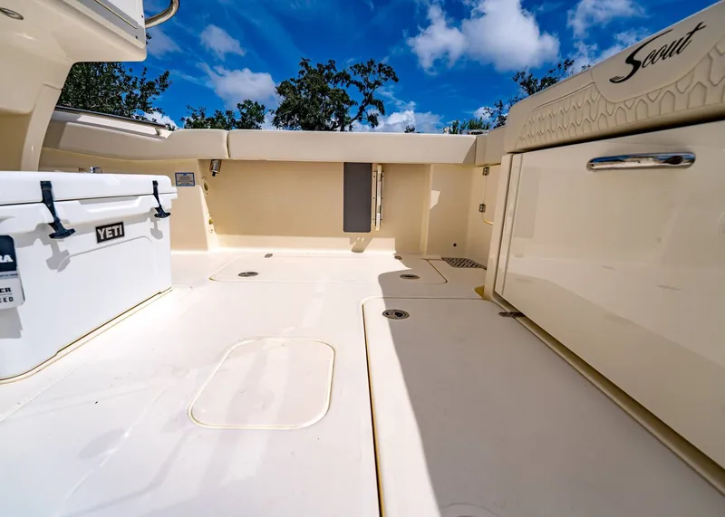 Slide: The Image of Scout 288 LXF 2026 - 15