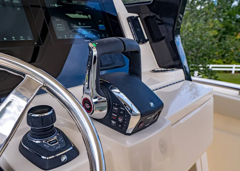 Slide: The Image of Scout 288 LXF 2026 - 26