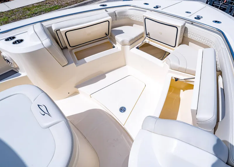 Slide: The Image of Scout 288 LXF 2026 - 38