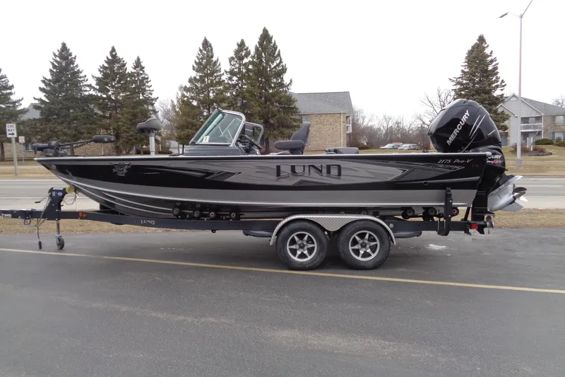 The Image of Lund 2175 Pro-V 2016 - undefined