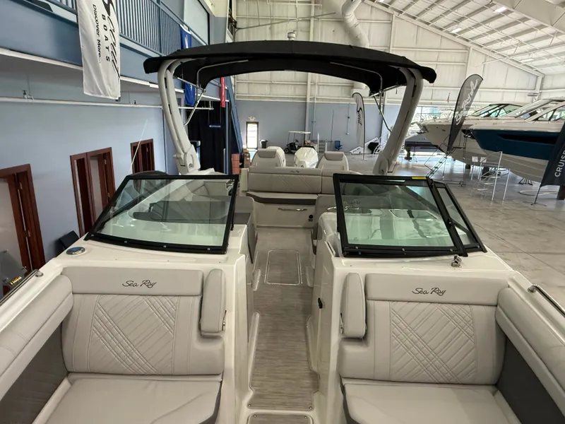 Slide: The Image of Sea Ray SDX 290 Outboard 2026 - 26