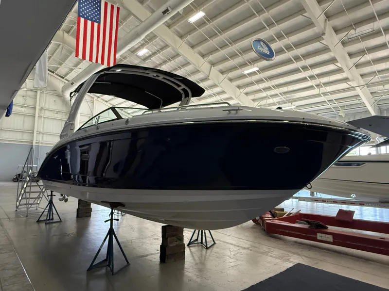 Slide: The Image of Sea Ray SDX 290 Outboard 2026 - 1