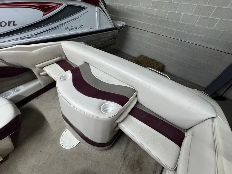 Slide: The Image of Crownline Boats 180 2000 - 4