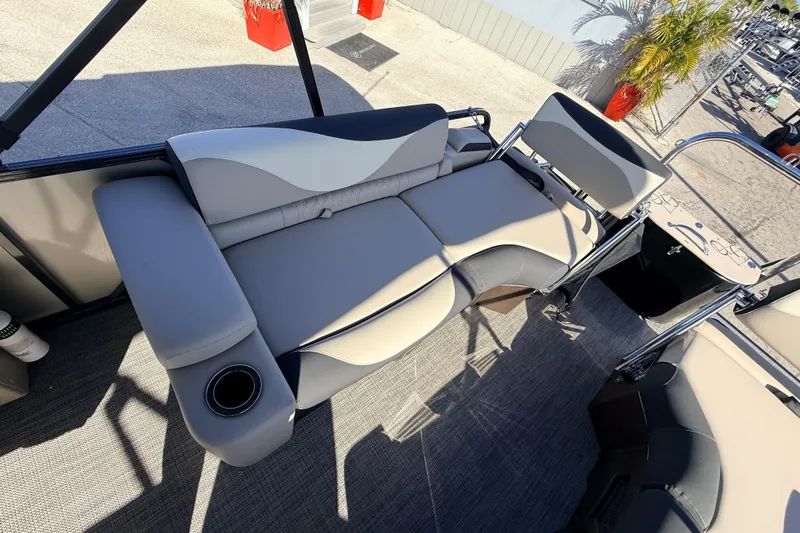 Slide: The Image of 2026 Avalon 2585 LSZ Quad Lounger with sleek seating and modern design. - 21