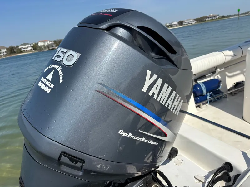 Slide: The Image of Pioneer 197 Sportfish 2007 - 10