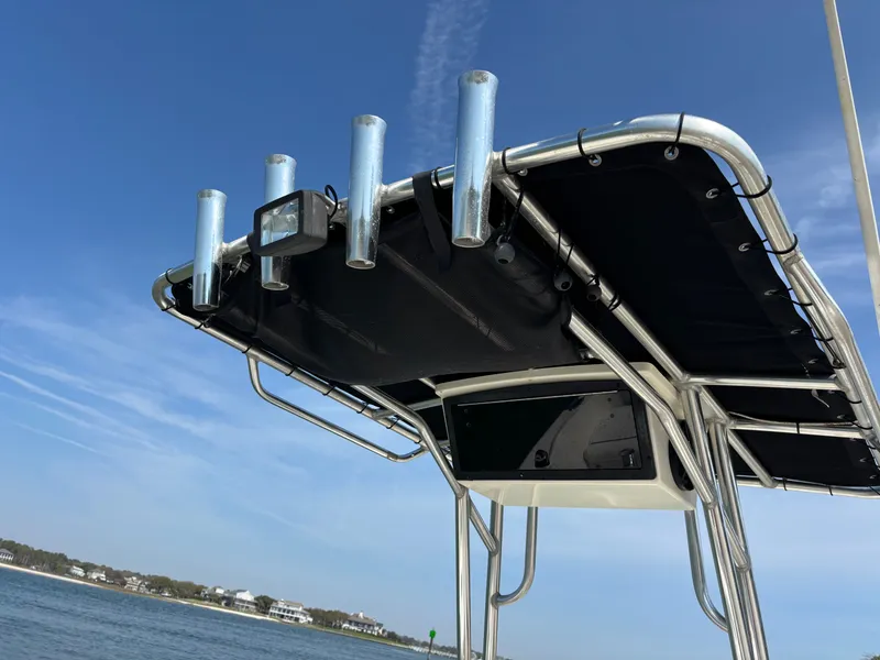 Slide: The Image of Pioneer 197 Sportfish 2007 - 13