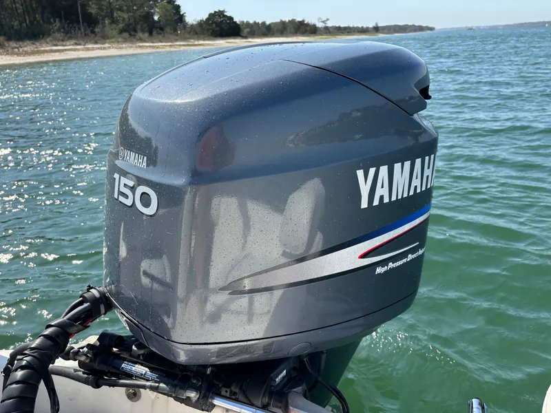 Slide: The Image of Pioneer 197 Sportfish 2007 - 26