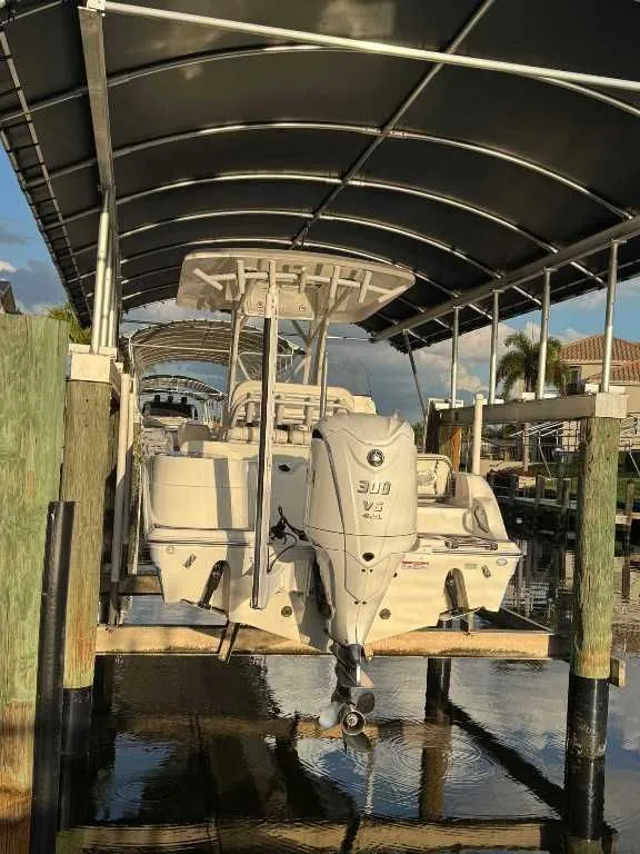 Slide: The Image of Sea Fox 248 Side 2024 - 10