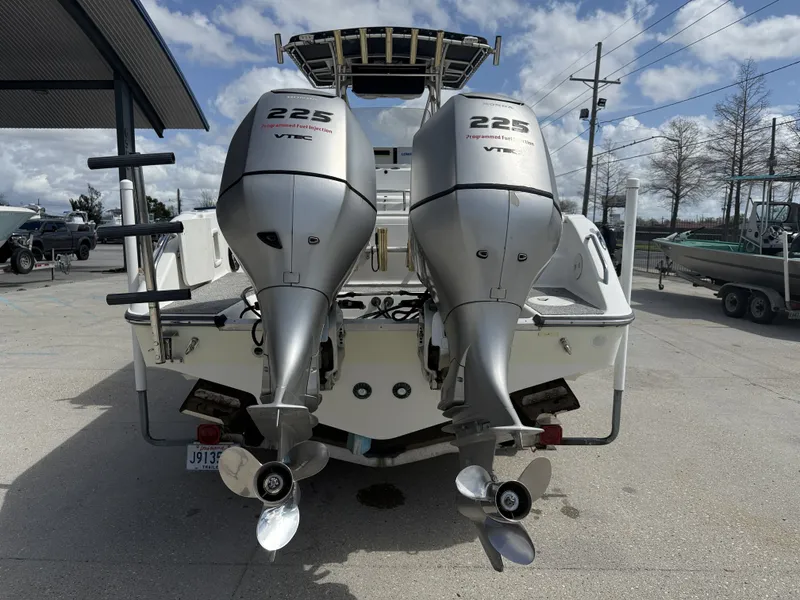 Slide: The Image of Triton 2690 Walkaround 2006 - 10