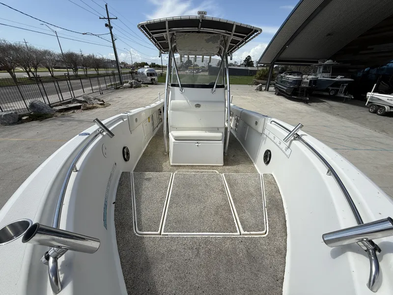 Slide: The Image of Triton 2690 Walkaround 2006 - 12