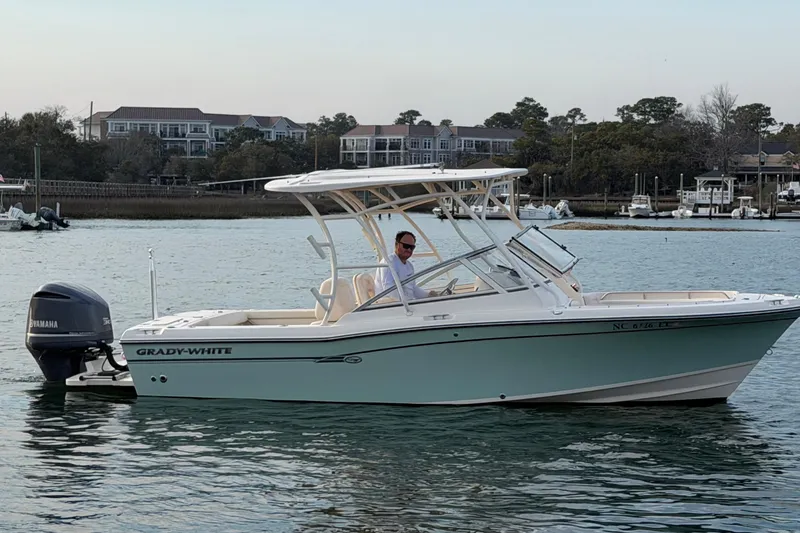 The Image of Grady-White Freedom 225 2017 - undefined