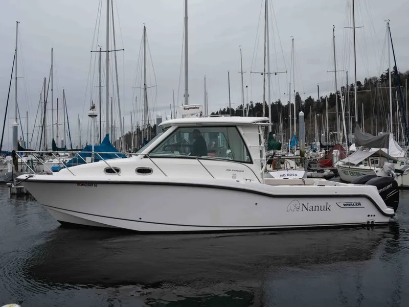 Slide: The Image of Boston Whaler 315 CONQUEST PH 2015 - 2