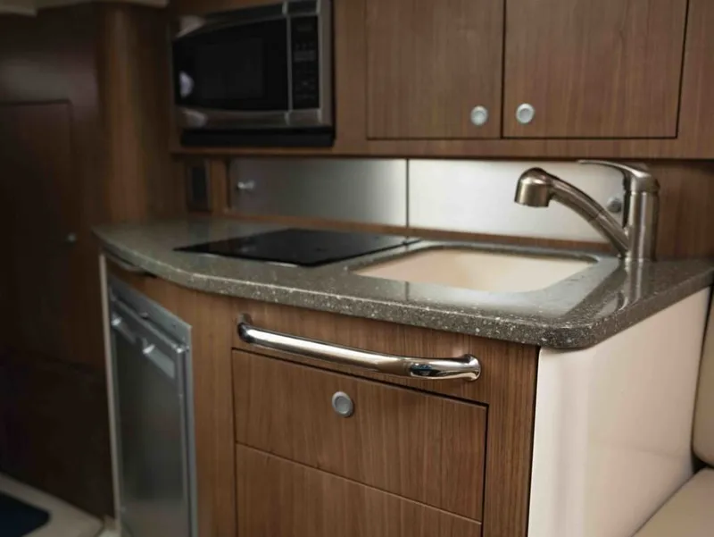 Slide: The Image of Boston Whaler 315 CONQUEST PH 2015 - 22