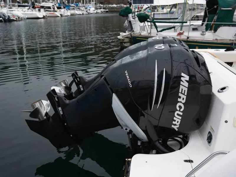 Slide: The Image of Boston Whaler 315 CONQUEST PH 2015 - 29