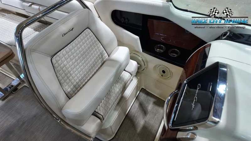 Slide: The Image of Chris-Craft GT31 2021 - 13