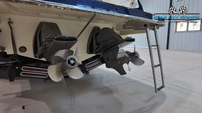 Slide: The Image of Chris-Craft GT31 2021 - 20