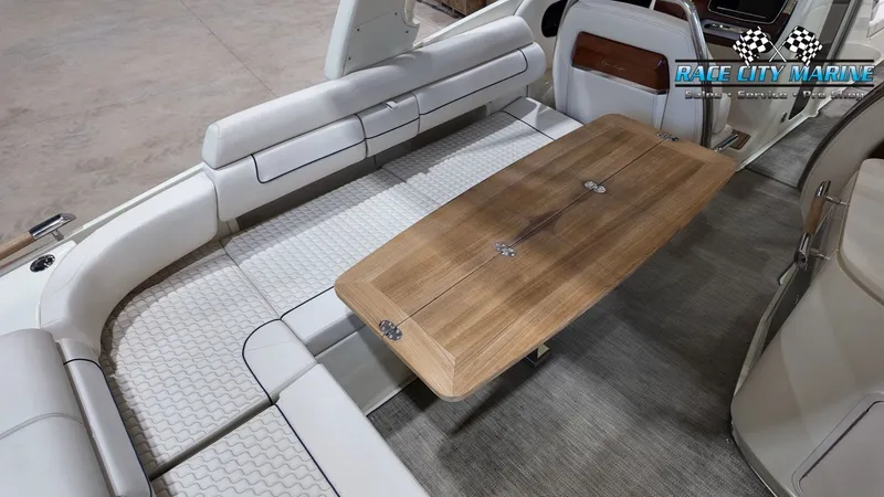 Slide: The Image of Chris-Craft GT31 2021 - 42