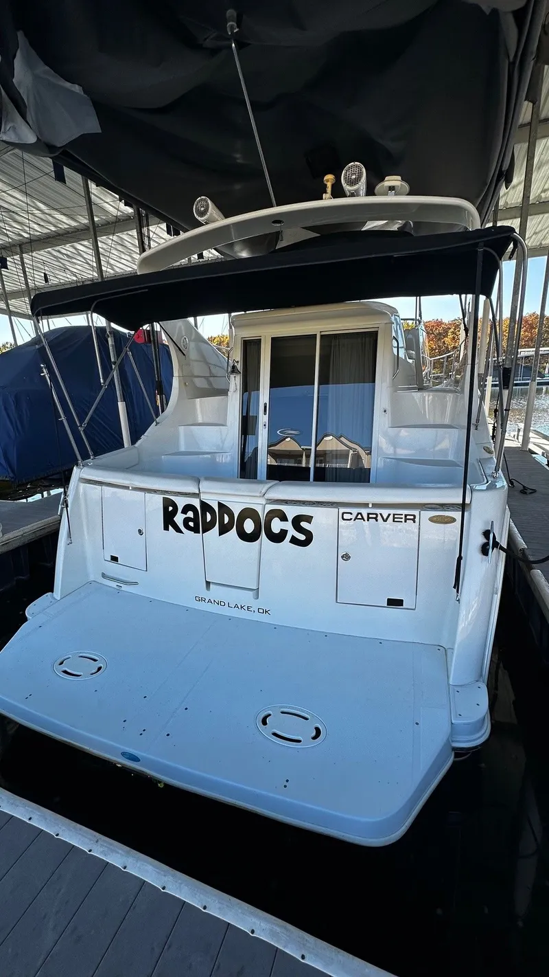 Slide: The Image of Carver Yachts 350 Mariner 1999 - 3