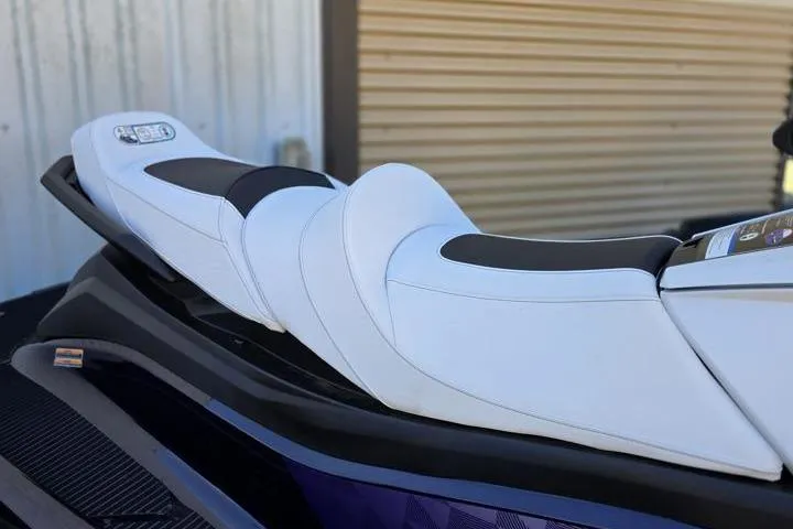 Slide: The Image of 2026 Yamaha WaveRunner VX Cruiser HO with sleek white seating design. - 8