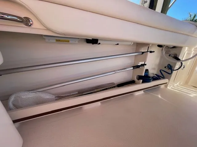 Slide: The Image of Fishing rod holder in Grady-White 325 Freedom boat, 2021 model. - 29