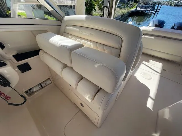 Slide: The Image of Interior of a 2021 Grady-White 325 Freedom boat. - 40