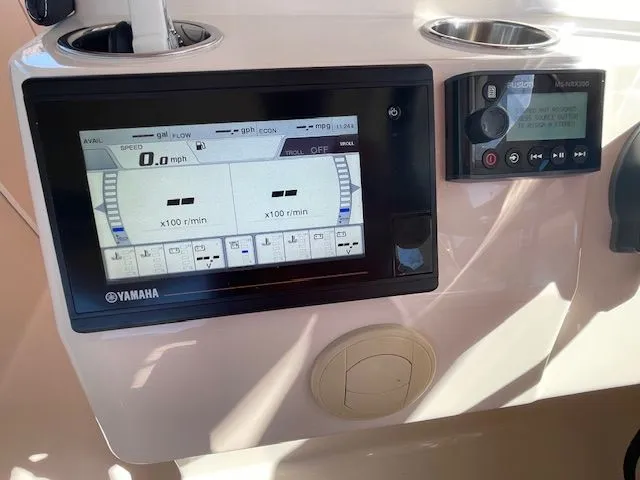 Slide: The Image of Yamaha display on 2021 Grady-White 325 Freedom boat. - 46