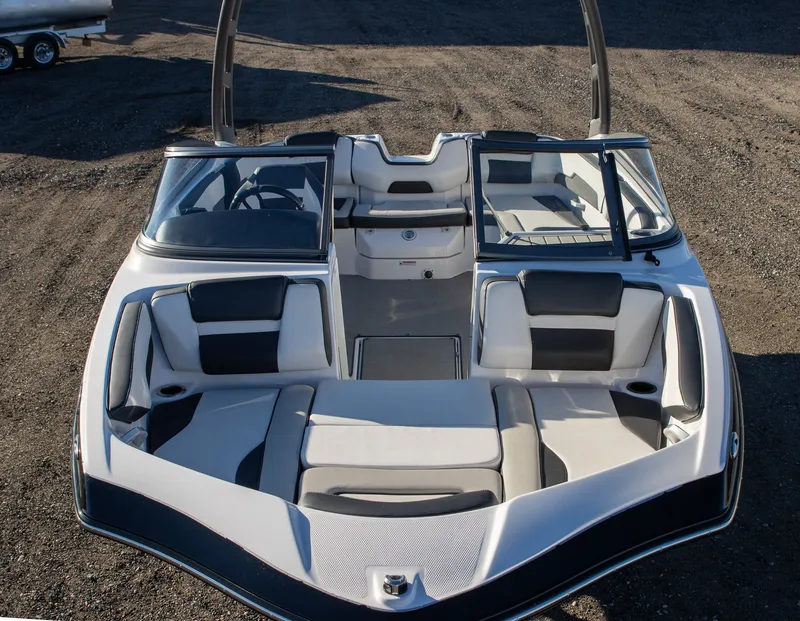 Slide: The Image of Yamaha AR195 2021 - 9