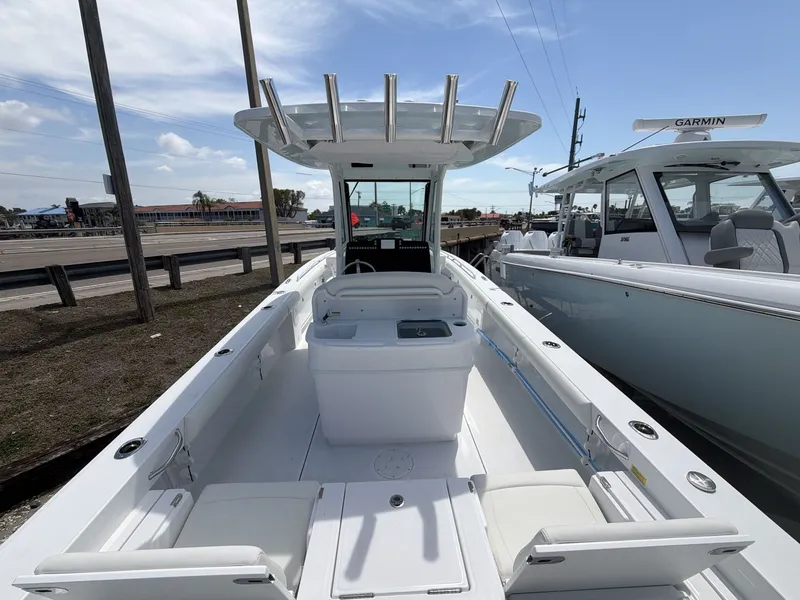 Slide: The Image of Everglades 273 Center Console 2026 - 16