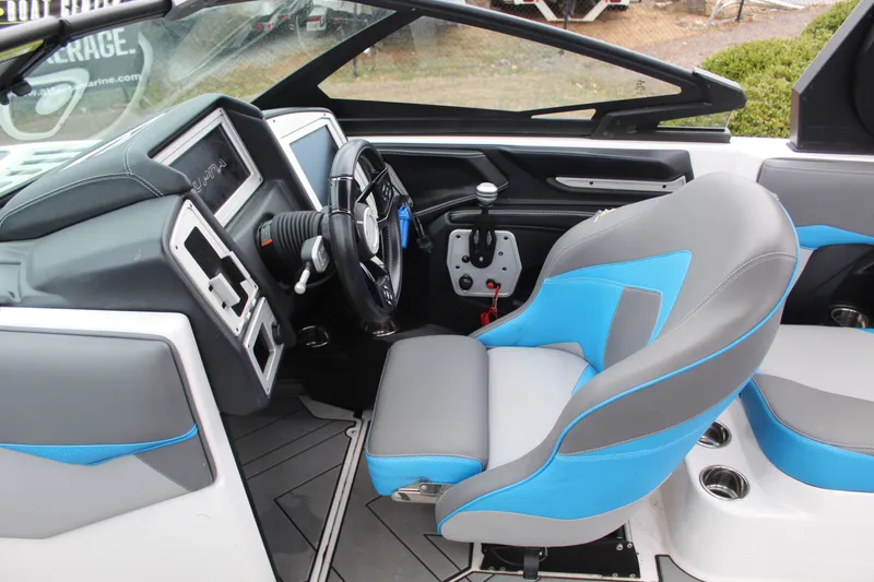 Slide: The Image of Supra SR 400 2020 - 10