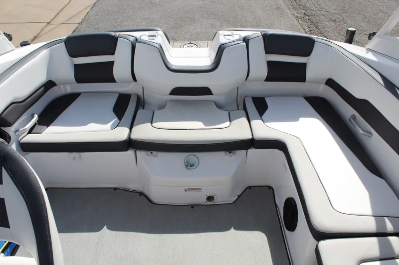 Slide: The Image of Yamaha AR195 2021 - 13