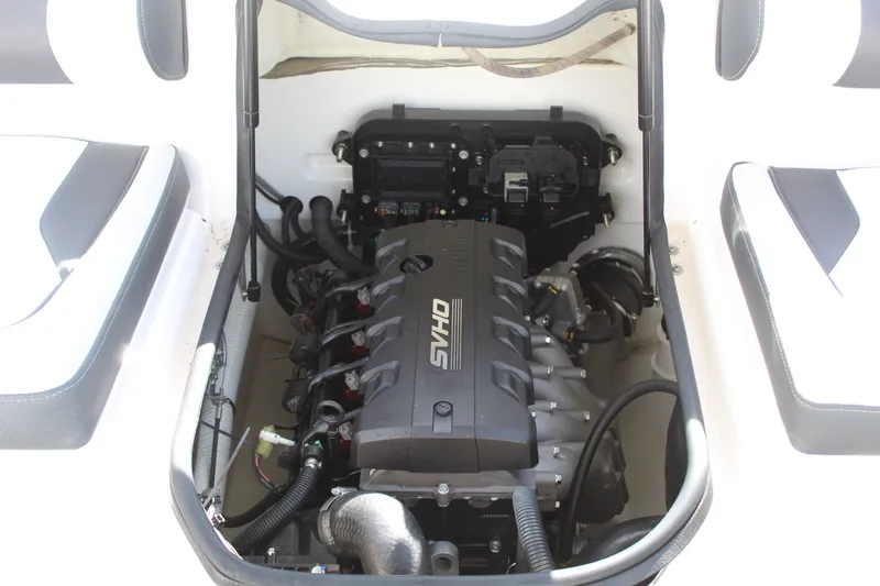 Slide: The Image of Yamaha AR195 2021 - 18