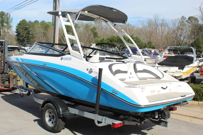 Slide: The Image of Yamaha AR195 2021 - 3