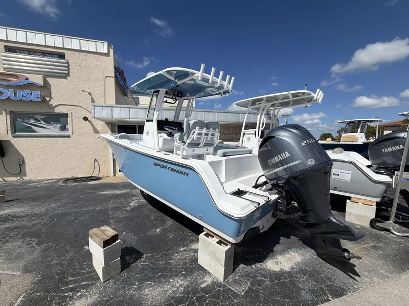 Slide: The Image of Sportsman Open 212 Center Console 2026 - 16