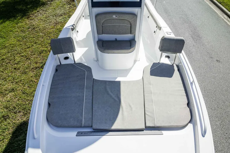 Slide: The Image of Sea Hunt BX 25 FS 2026 - 22