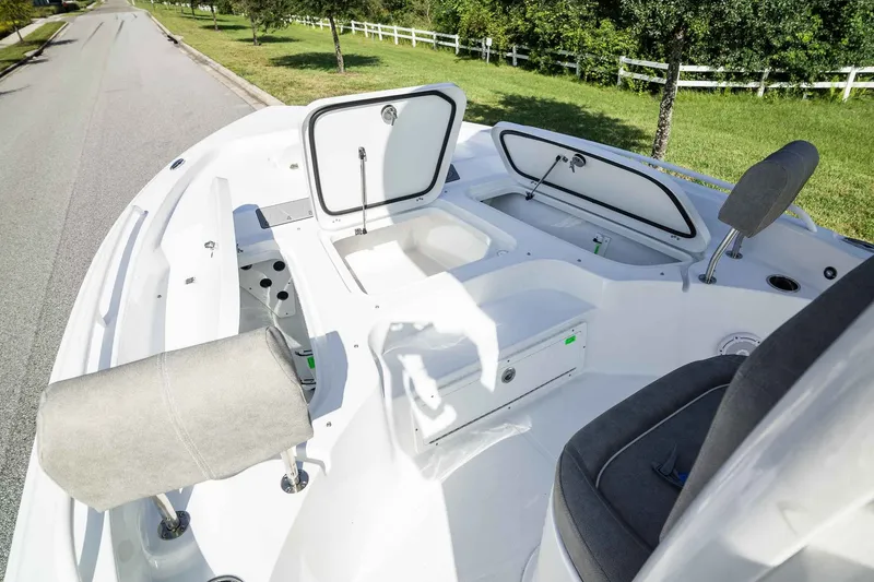 Slide: The Image of Sea Hunt BX 25 FS 2026 - 26