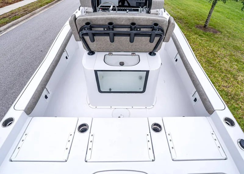 Slide: The Image of Sea Hunt BX 25 FS 2026 - 6