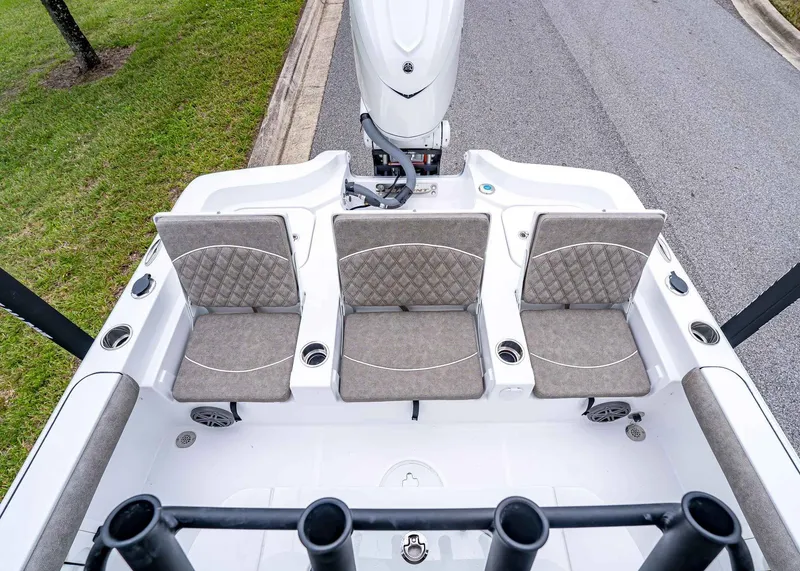 Slide: The Image of Sea Hunt BX 25 FS 2026 - 8